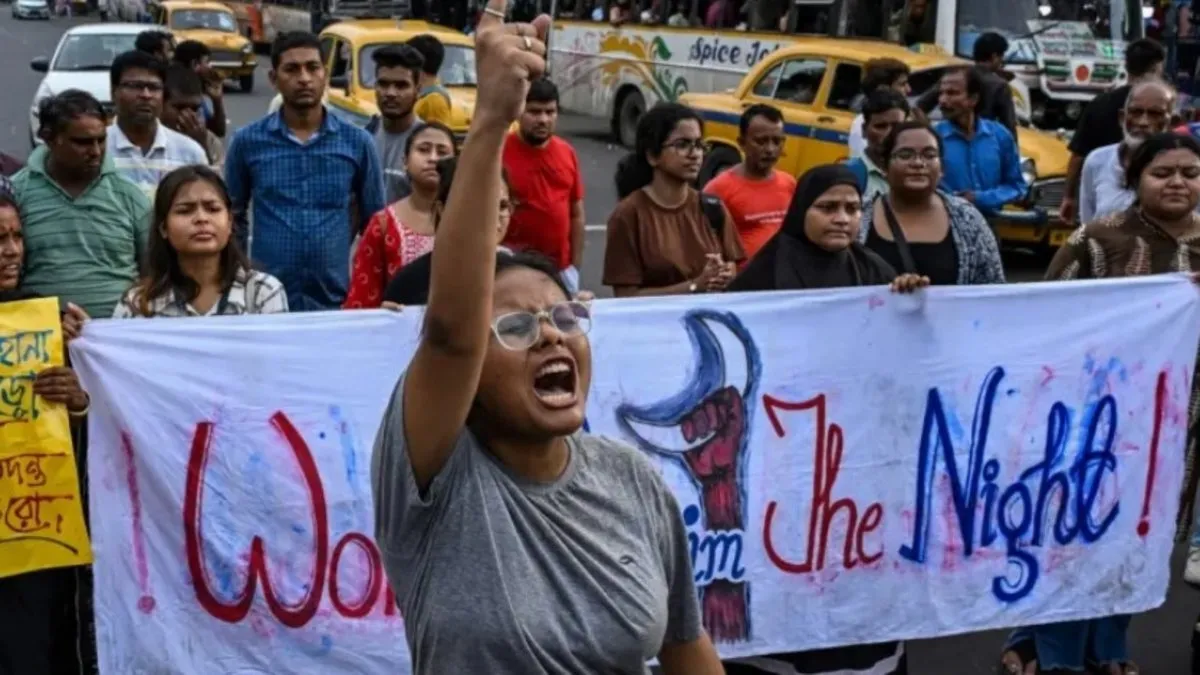Hindistan’da kadın doktor cinayetinin ardından halk sokaklar döküldü