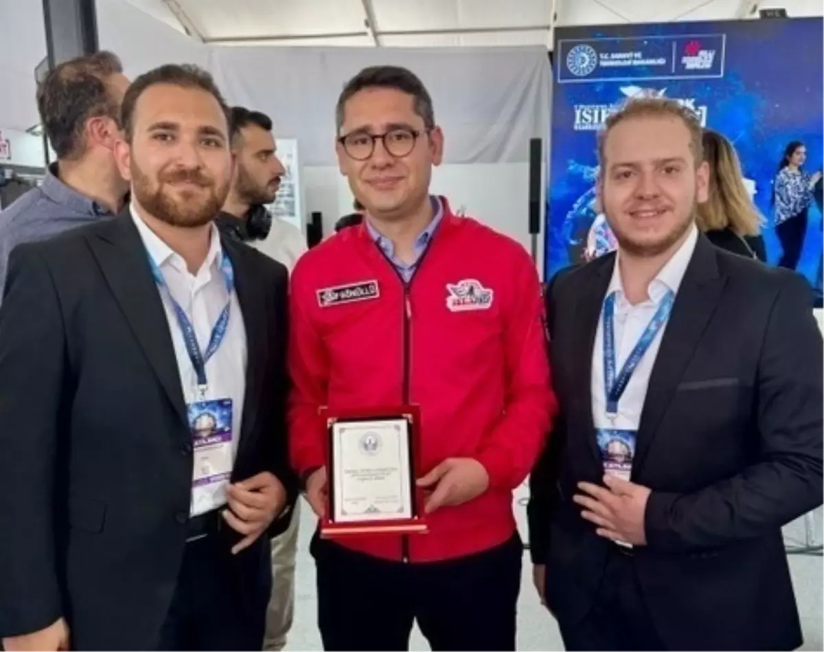 İGÜ’nün Altın Değerinde Buluşları TEKNOFEST 2024’te Ödüllendirildi