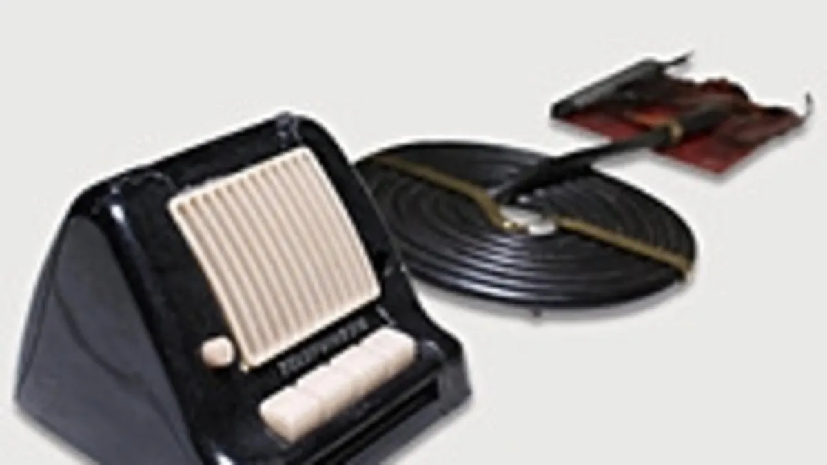 MİT, 1965 ile 2000’li yıllara arasına ait dinleme cihazları ve objeleri paylaştı