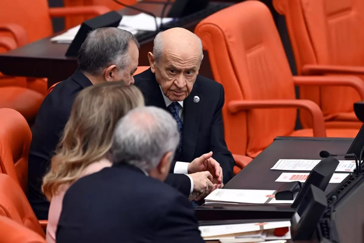 İmralı’da yapılacak görüşme öncesi Bahçeli’den dikkat çeken çağrı