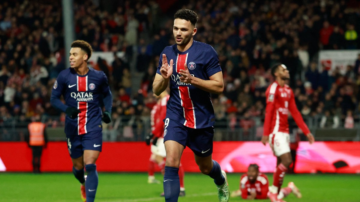 Paris St Germain deplasmanda Brest’i 5 golle devirdi