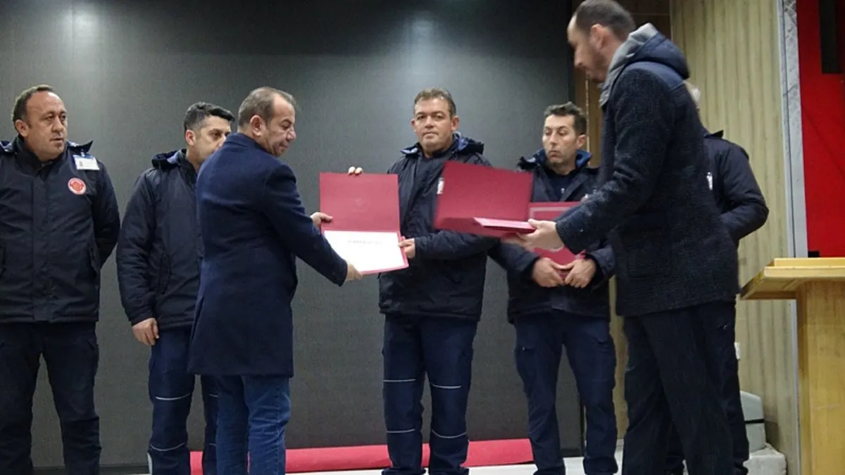 Tanju Özcan’dan pes dedirtecek skandal! Otel faciası soruşturmasında tutuklanan personellere şeref belgesi