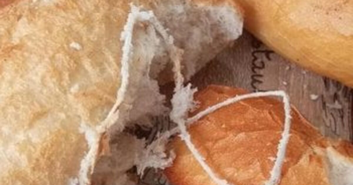 Ekmeğin içinden iplik çıktı