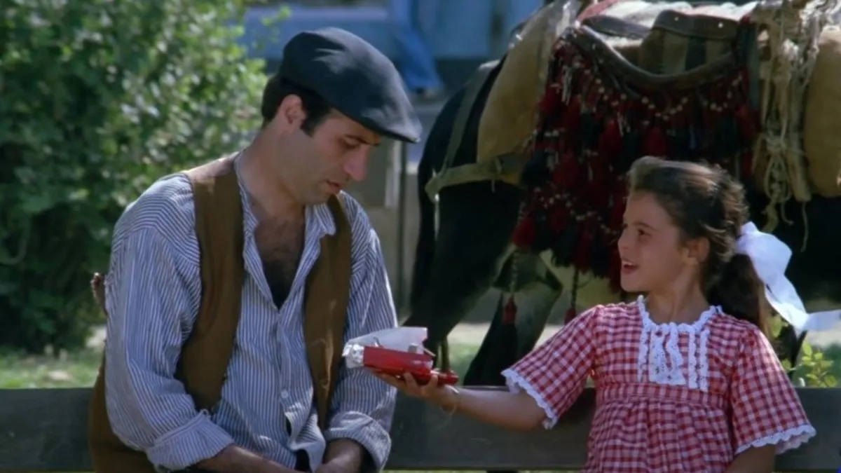 ‘İbo ile Güllüşah’ filmi ile Yeşilçam’da hafızalara kazınmıştı! Hülya Koçyiğit’in kızı Gülşah Alkoçlar’ın değişimi gündemde!